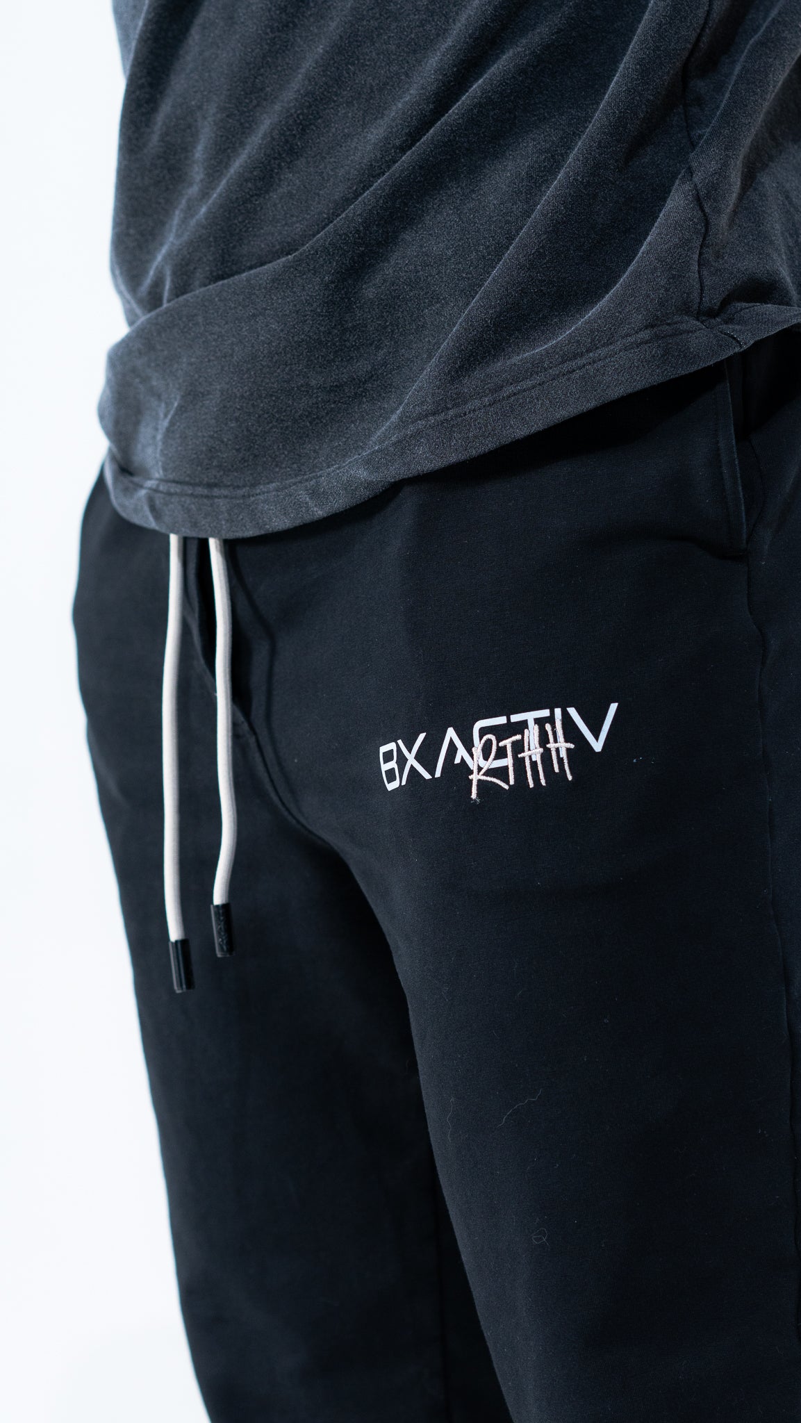 RTHH Limited Edition Sweats Vintage Black (Size Up)